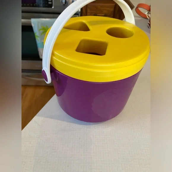 Vintage Tupperware toys shape o bucket sorter - Picture 1 of 5